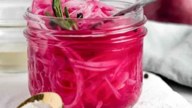 Easy Pickled Red Onions Recipe